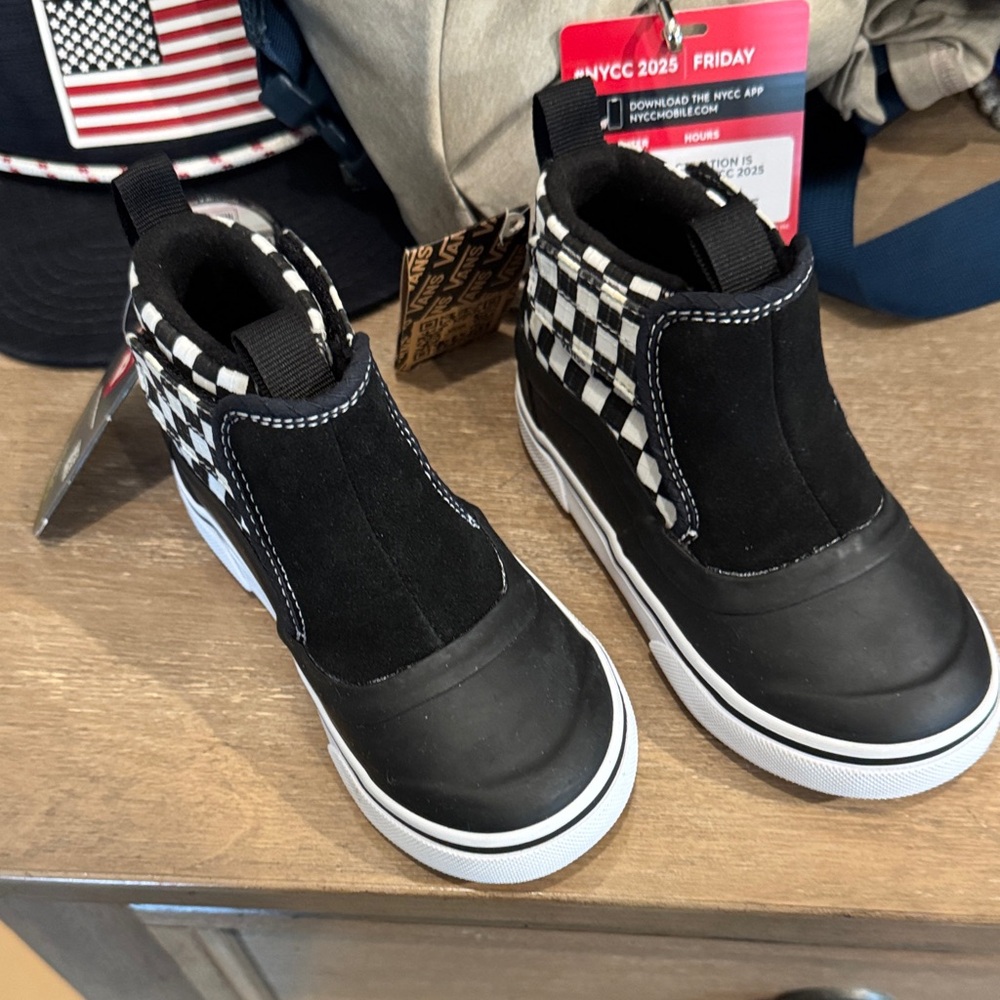 Vans Slip on Hi Ter .. Kids Black and White Checkered Shoes. waterproof